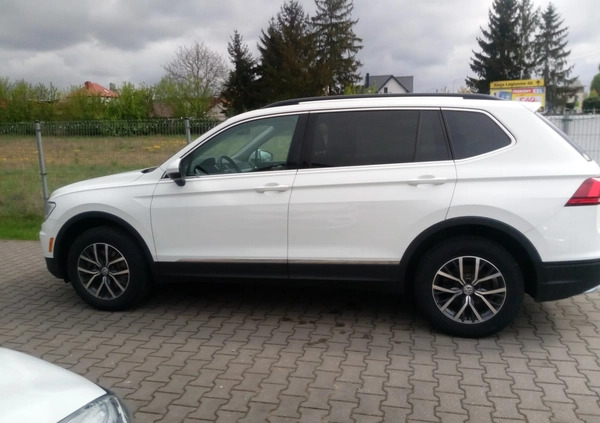 Volkswagen Tiguan Allspace cena 86800 przebieg: 81000, rok produkcji 2018 z Płońsk małe 254